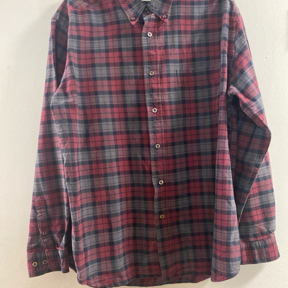 Men's Casual Plaid Button-Down Shirt - Red and Gray‎